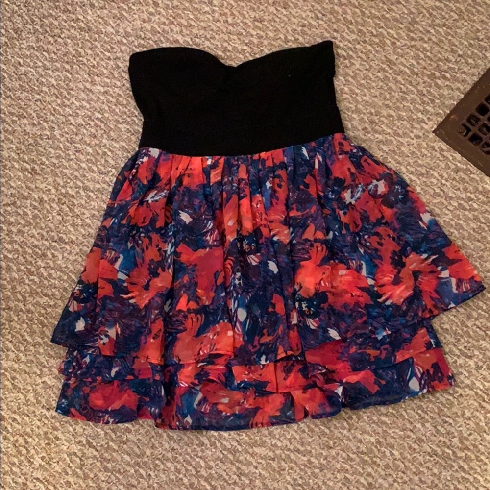 Strapless dress